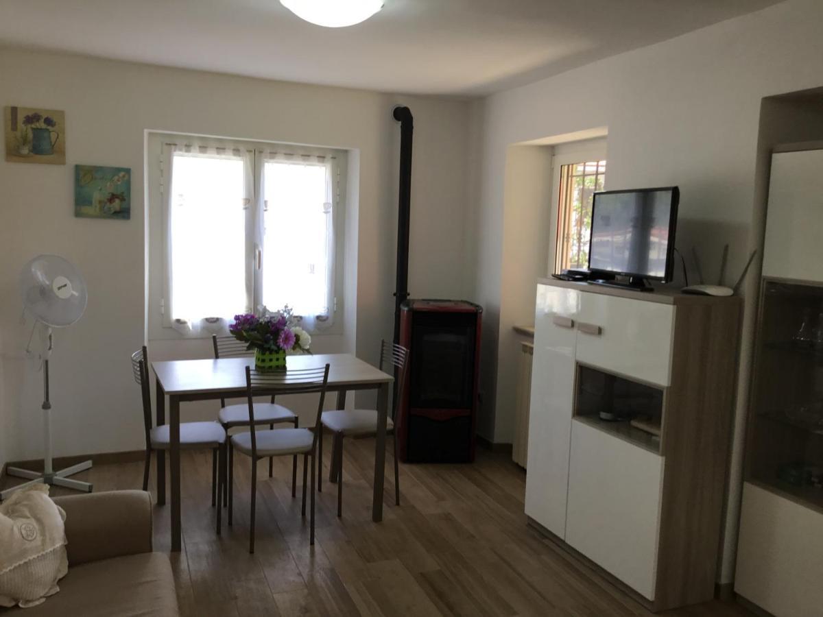 Casa Ginni Con Piscina E Giardino Caravonica Dış mekan fotoğraf