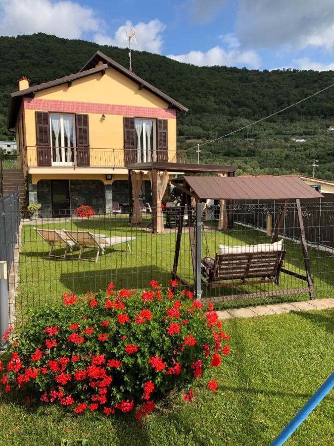 Casa Ginni Con Piscina E Giardino Caravonica Dış mekan fotoğraf