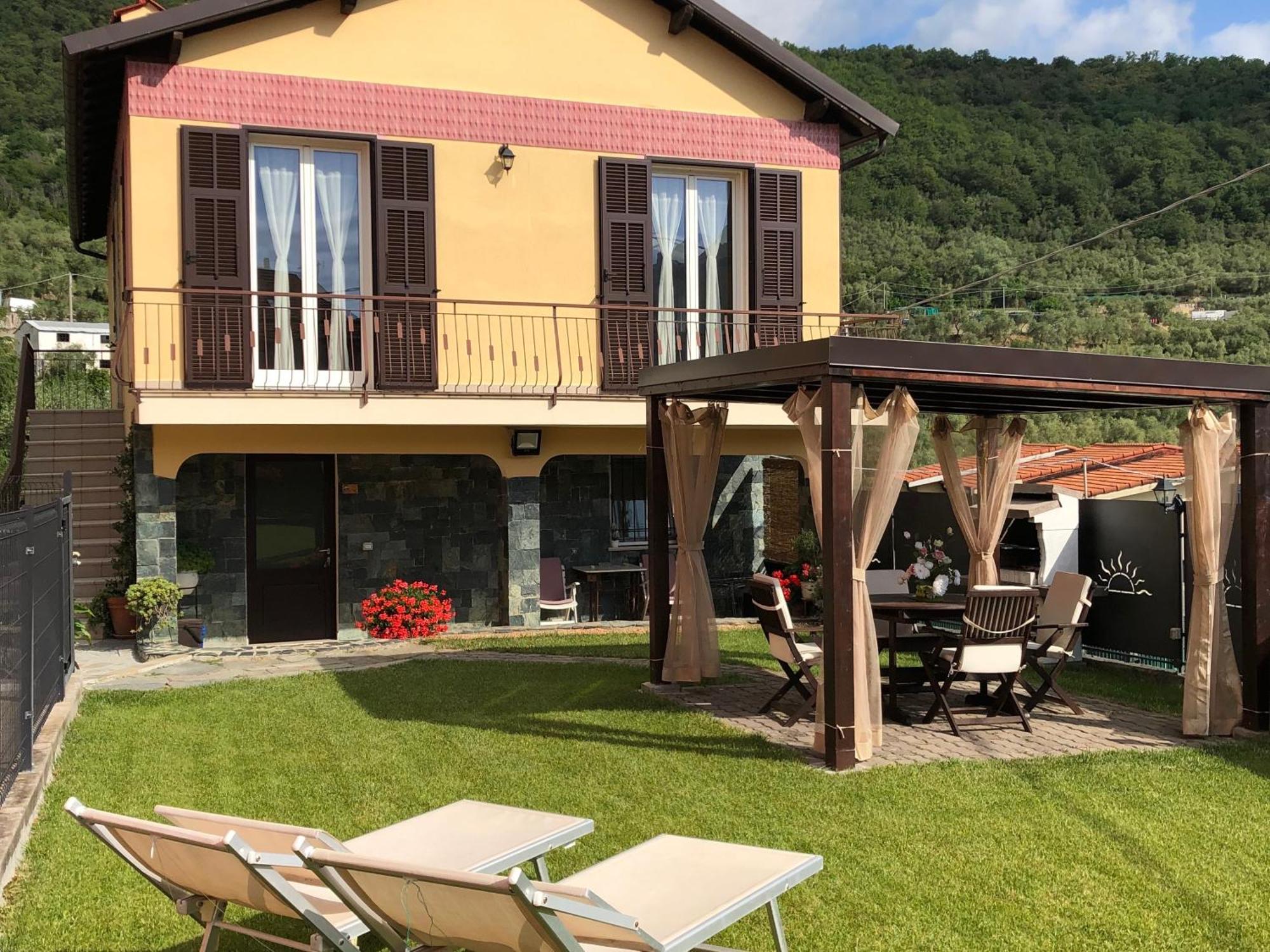 Casa Ginni Con Piscina E Giardino Caravonica Dış mekan fotoğraf