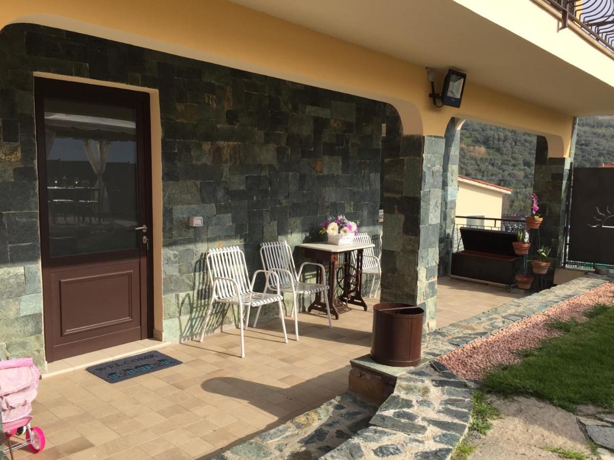 Casa Ginni Con Piscina E Giardino Caravonica Dış mekan fotoğraf
